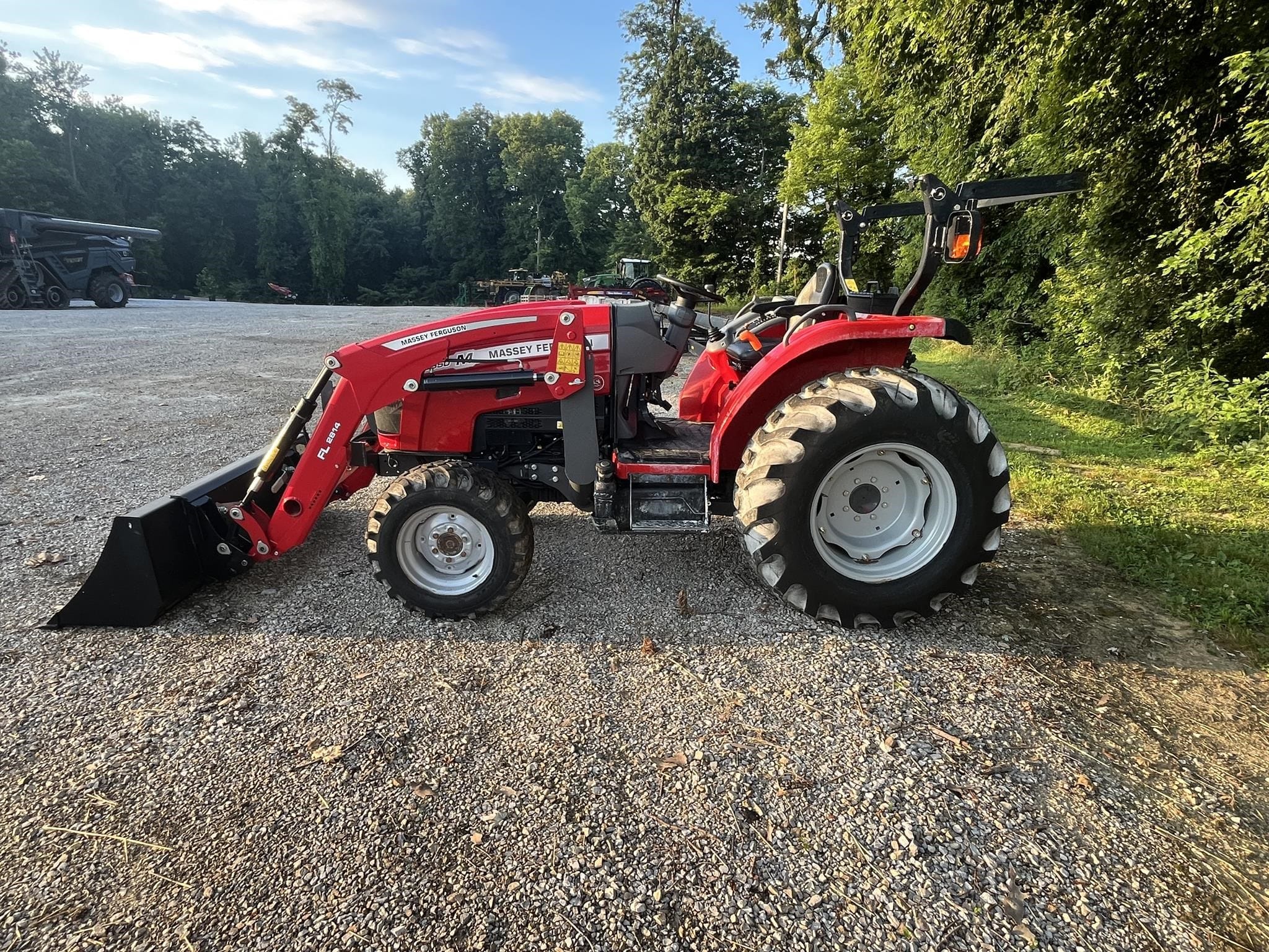 2024 Massey Ferguson 2850M Equipment Image0