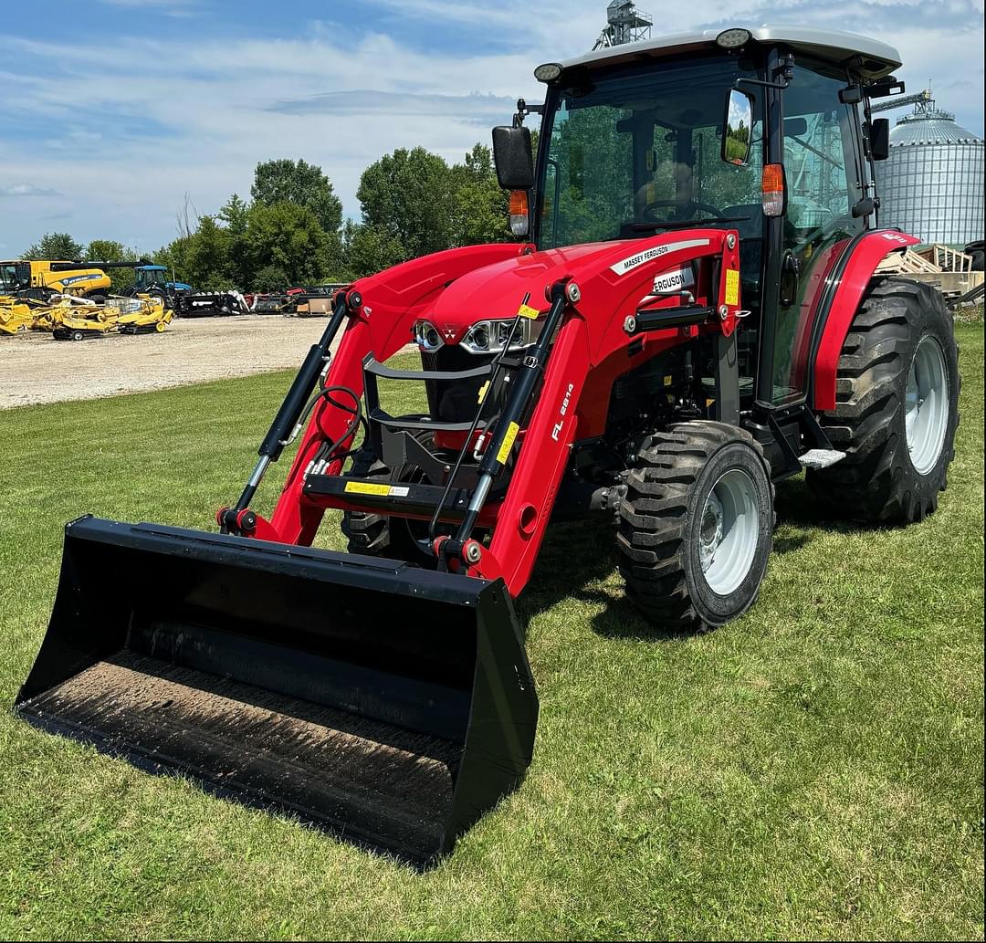 Image of Massey Ferguson 2850M Primary image