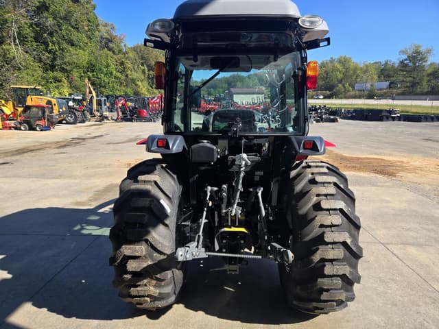 Image of Massey Ferguson 2855M equipment image 4