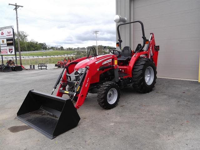 Image of Massey Ferguson 2860E equipment image 2