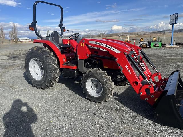 Image of Massey Ferguson 2860E equipment image 3