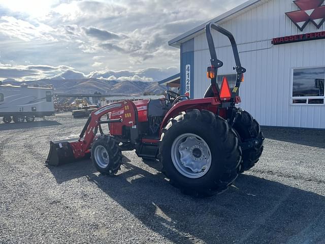 Image of Massey Ferguson 2860E equipment image 1