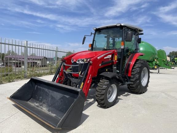 Image of Massey Ferguson 2860M Primary image