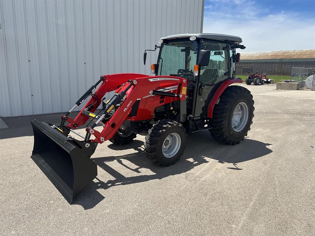 Image of Massey Ferguson 2860M Primary image