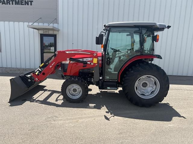 Image of Massey Ferguson 2860M equipment image 1