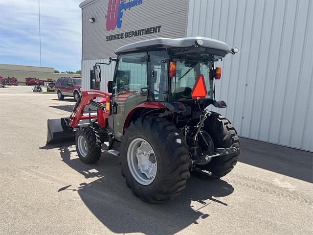 Image of Massey Ferguson 2860M equipment image 2