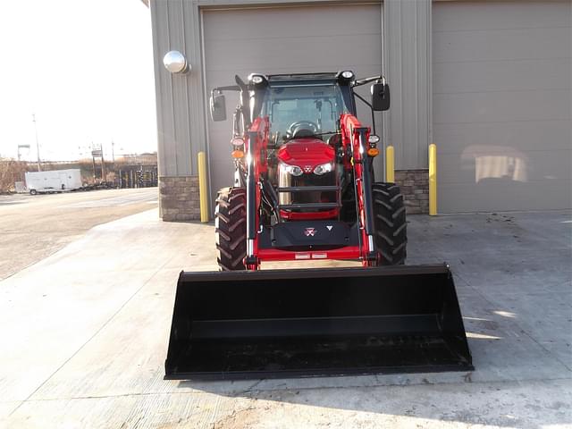 Image of Massey Ferguson 4707 equipment image 3