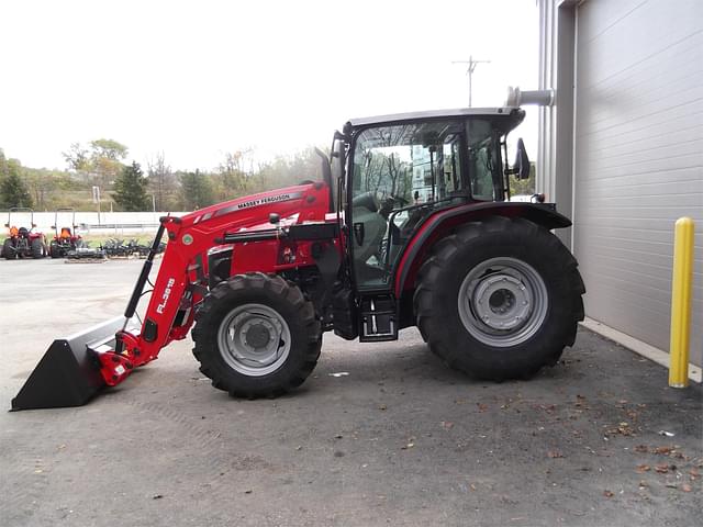 Image of Massey Ferguson 4707 equipment image 1