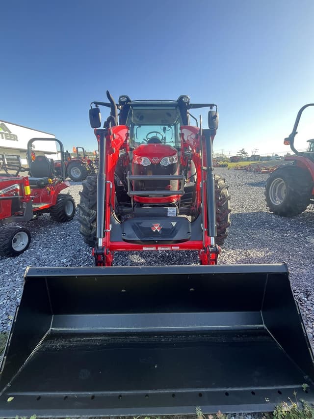 Image of Massey Ferguson 4710 equipment image 2