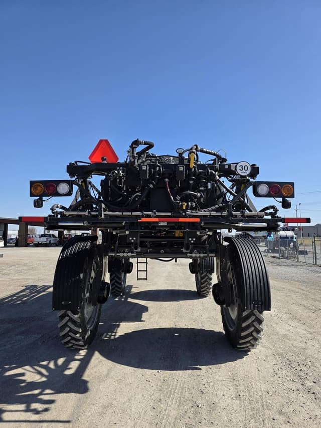 Image of Massey Ferguson 530R equipment image 1