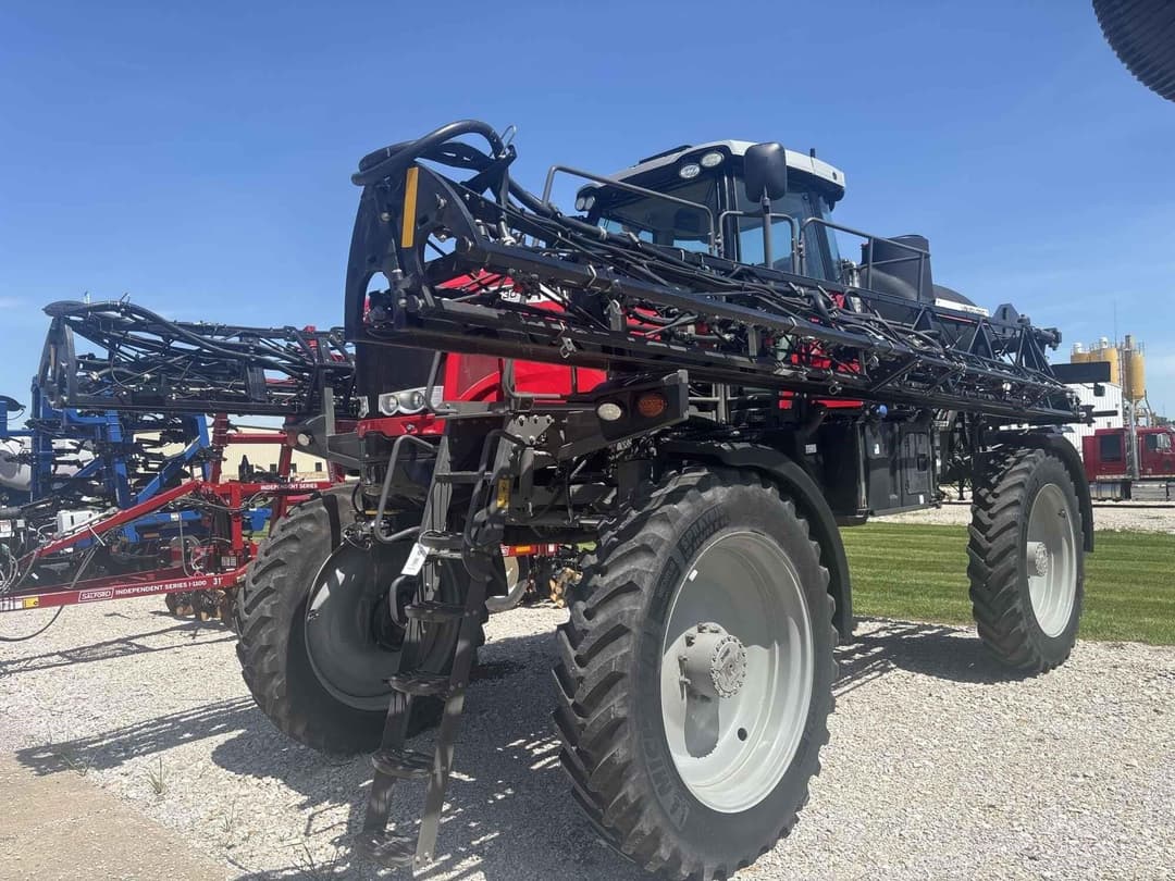 Image of Massey Ferguson 530R Primary image