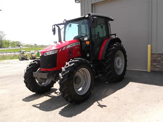 Image of Massey Ferguson 5711 equipment image 3