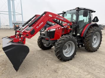 Main image Massey Ferguson 5711