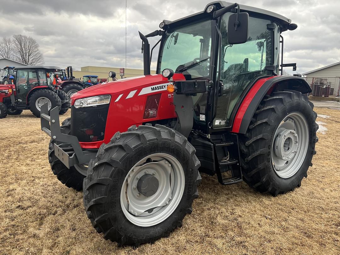 Image of Massey Ferguson 5711 Primary image