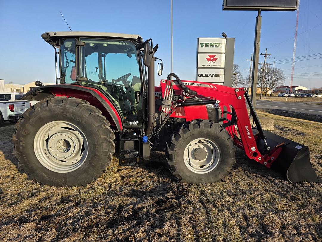 Image of Massey Ferguson 5711 Primary image