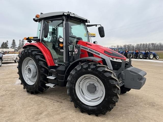 Image of Massey Ferguson 5S.135 equipment image 3