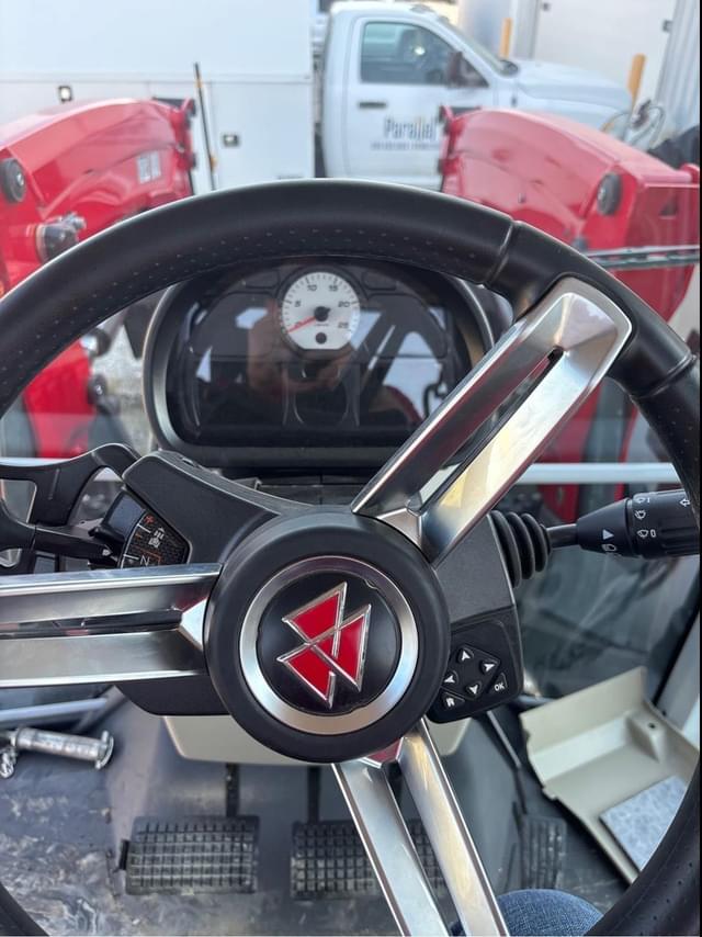 Image of Massey Ferguson 5S.145 equipment image 4