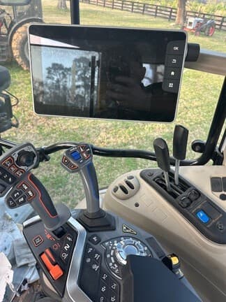 Image of Massey Ferguson 5S.145 equipment image 4