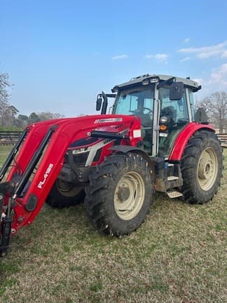 Main image Massey Ferguson 5S.145