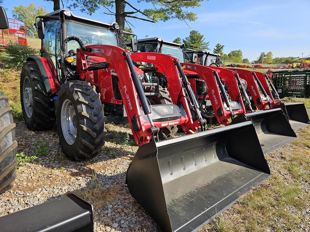 Image of Massey Ferguson 6712 Image 0