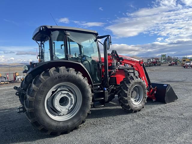 Image of Massey Ferguson 6713 equipment image 2