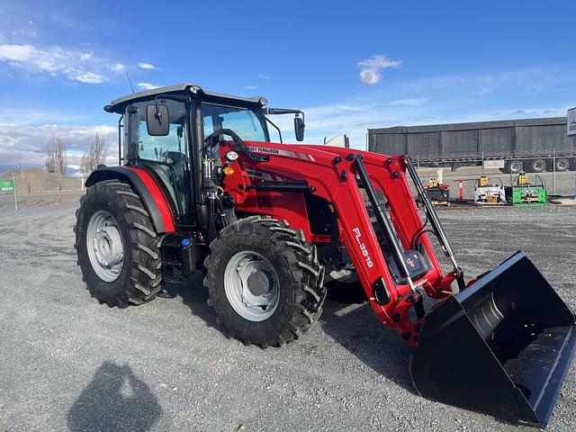 Image of Massey Ferguson 6713 equipment image 3