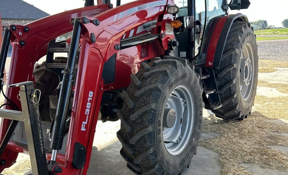 2024 Massey Ferguson 6713 Equipment Image0