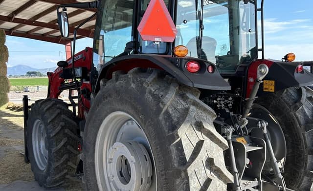 Image of Massey Ferguson 6713 equipment image 3