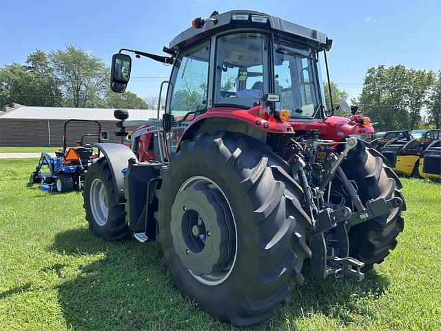 Image of Massey Ferguson 7S.155 equipment image 2