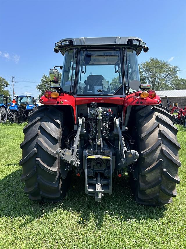 Image of Massey Ferguson 7S.155 equipment image 3