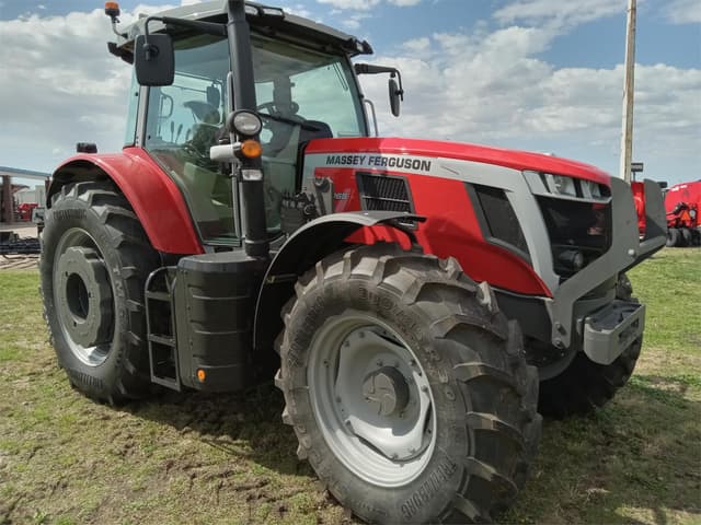 Image of Massey Ferguson 7S.165 equipment image 1
