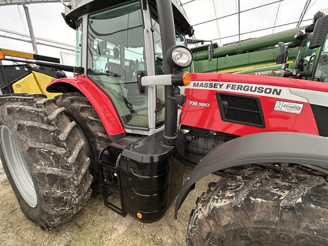 Image of Massey Ferguson 7S.180 equipment image 1