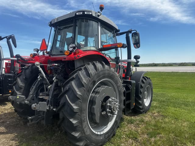 Image of Massey Ferguson 7S.180 equipment image 2