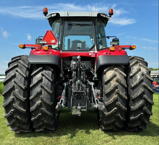 Image of Massey Ferguson 7S.180 equipment image 4