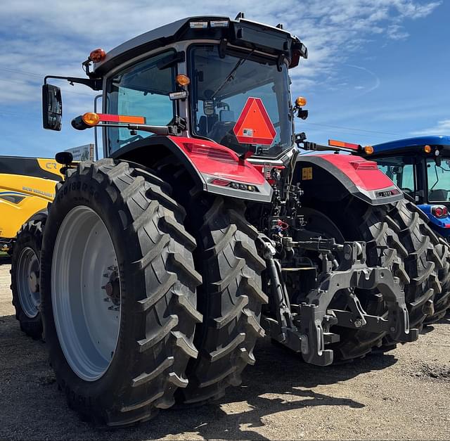 Image of Massey Ferguson 8S.225 equipment image 2