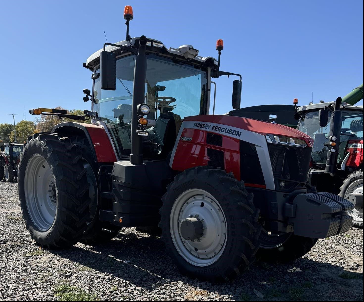 Main image Massey Ferguson 8S.265