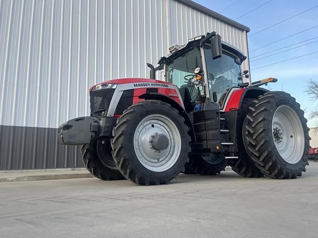 Image of Massey Ferguson 8S.305 equipment image 1