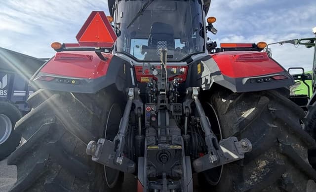Image of Massey Ferguson 8S.305 equipment image 3