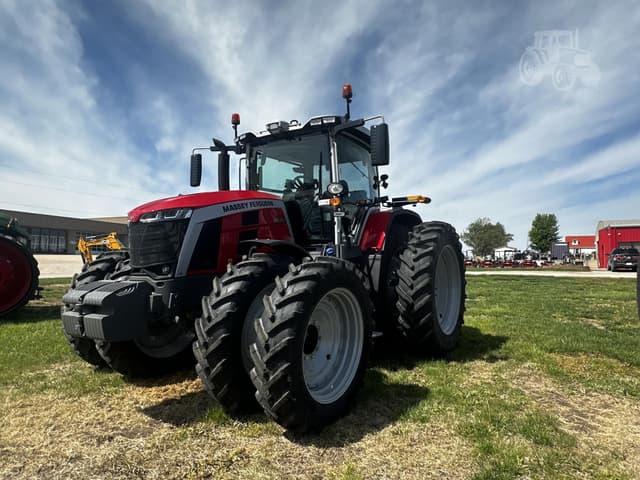 Image of Massey Ferguson 8S.305 equipment image 1