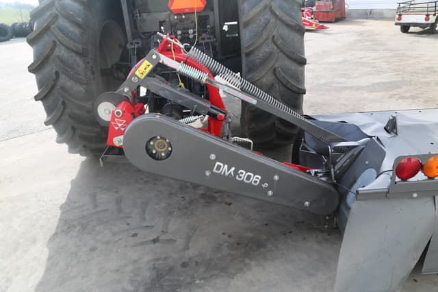 Image of Massey Ferguson DM306 equipment image 4