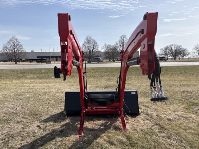 Image of Massey Ferguson FL4327 equipment image 2