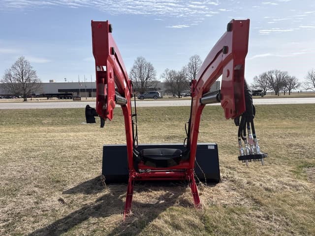 Image of Massey Ferguson FL4327 equipment image 2
