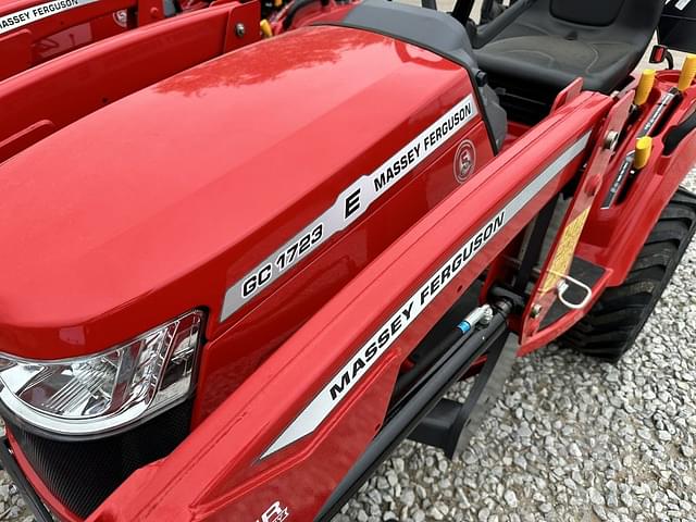 Image of Massey Ferguson GC1723 equipment image 1