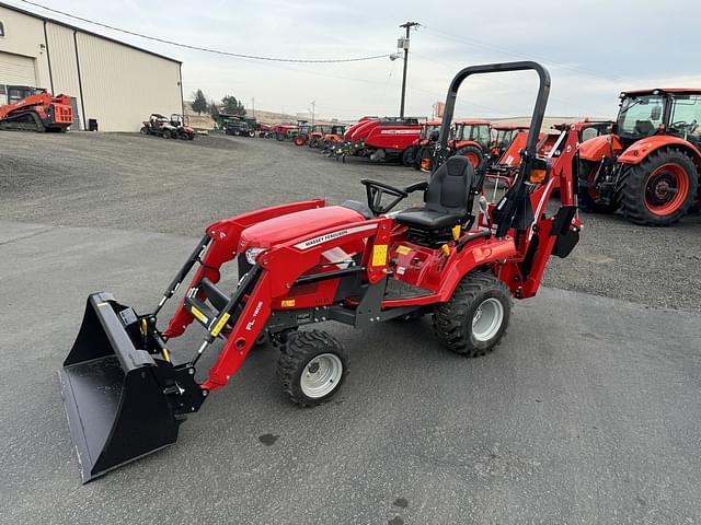 Image of Massey Ferguson GC1725M equipment image 3