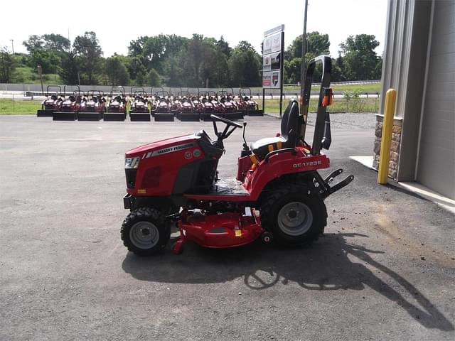 Image of Massey Ferguson GC1723E equipment image 1