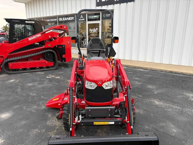 Image of Massey Ferguson GC1723E equipment image 2
