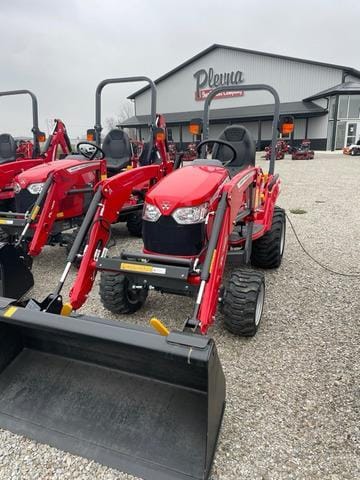 2024 Massey Ferguson GC1723E Equipment Image0