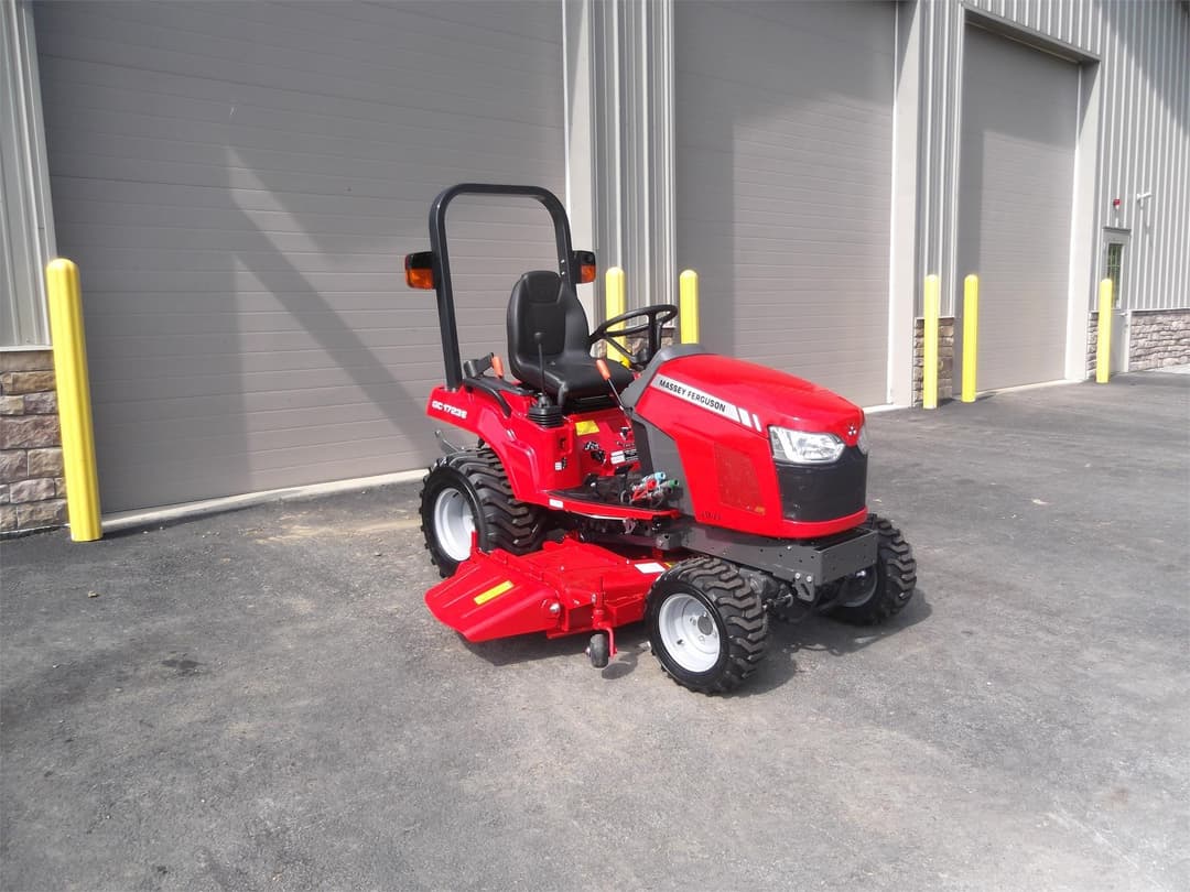 Image of Massey Ferguson GC1723E Primary image