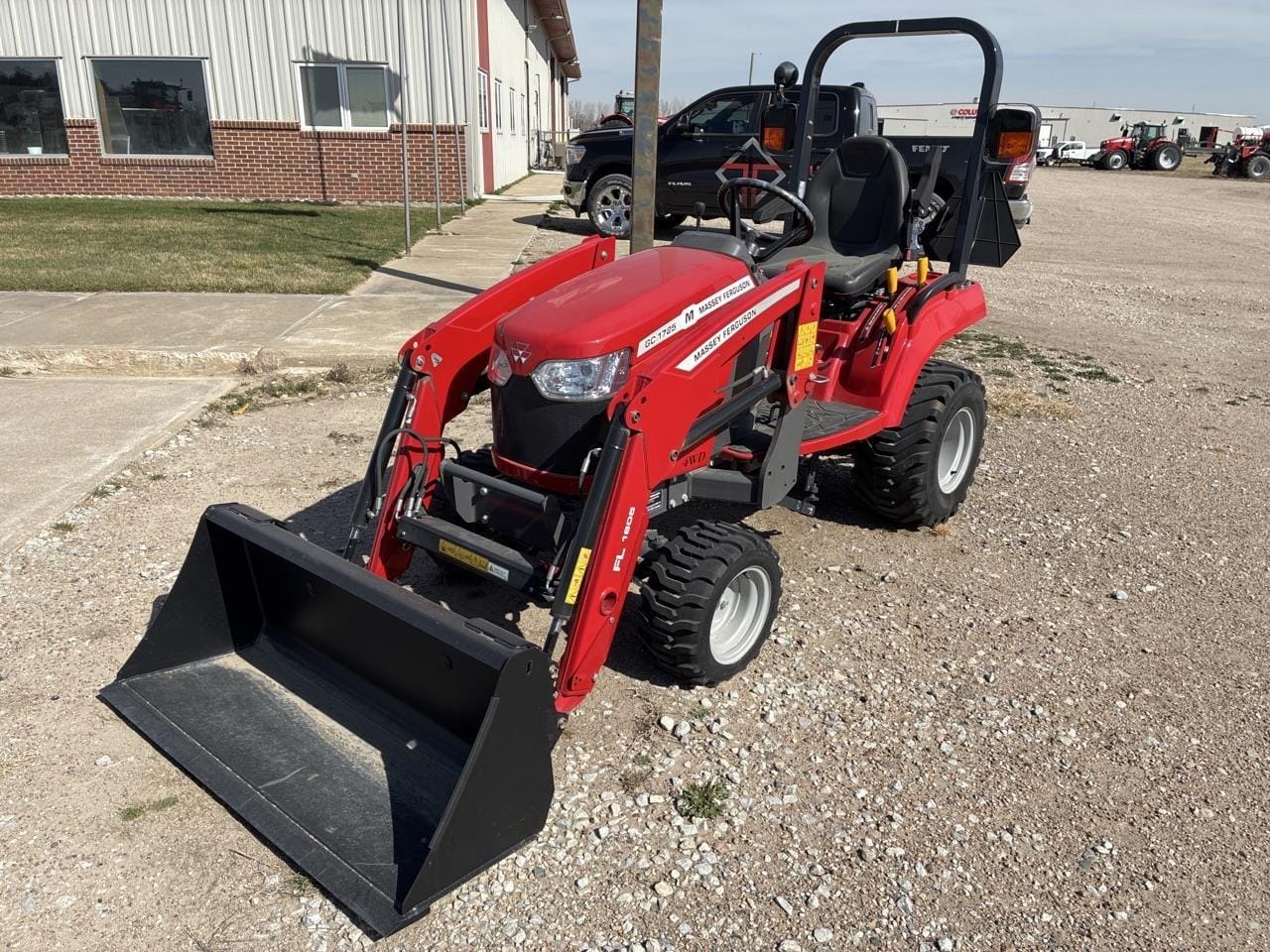 2024 Massey Ferguson GC1725M Equipment Image0
