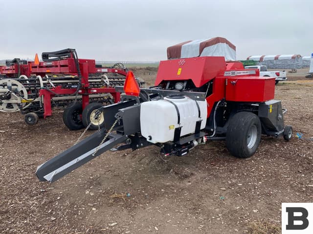 Image of Massey Ferguson 1842S equipment image 4
